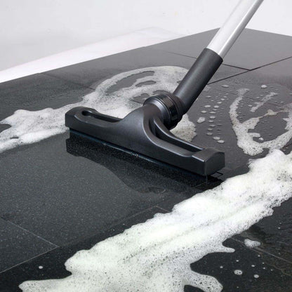 CVC 370 Lifestyle Cleaning Scene - My Henry USA